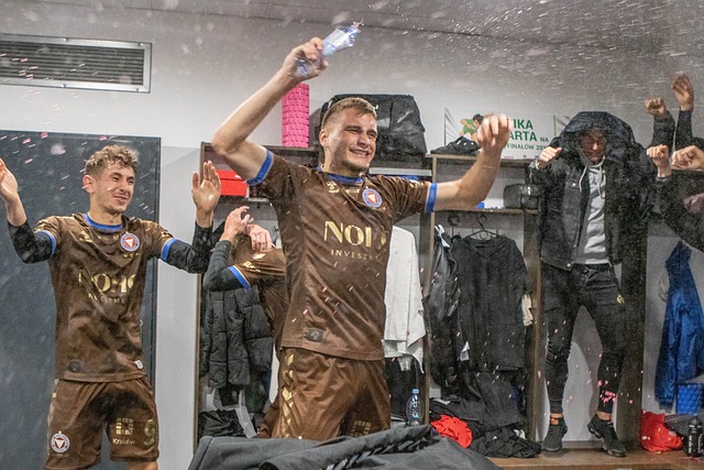 通过这样的 通过这样的